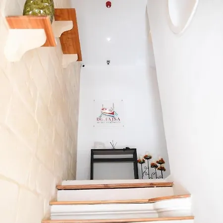 Comfortable Cosy Studio In With Rooftop Jacuzzi Pensiune *