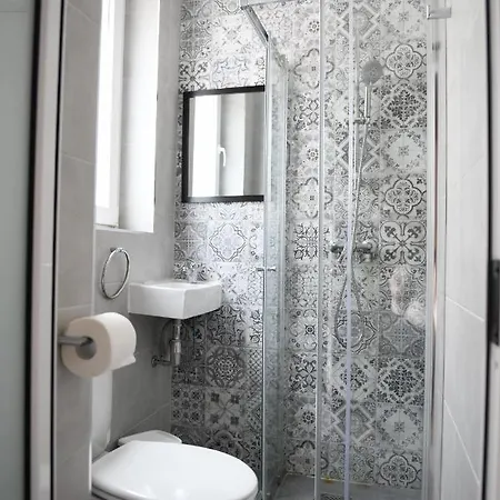 Comfortable Cosy Studio In With Rooftop Jacuzzi Vendégház Senglea