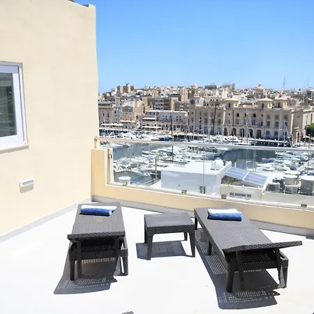 Comfortable Cosy Studio In With Rooftop Jacuzzi *